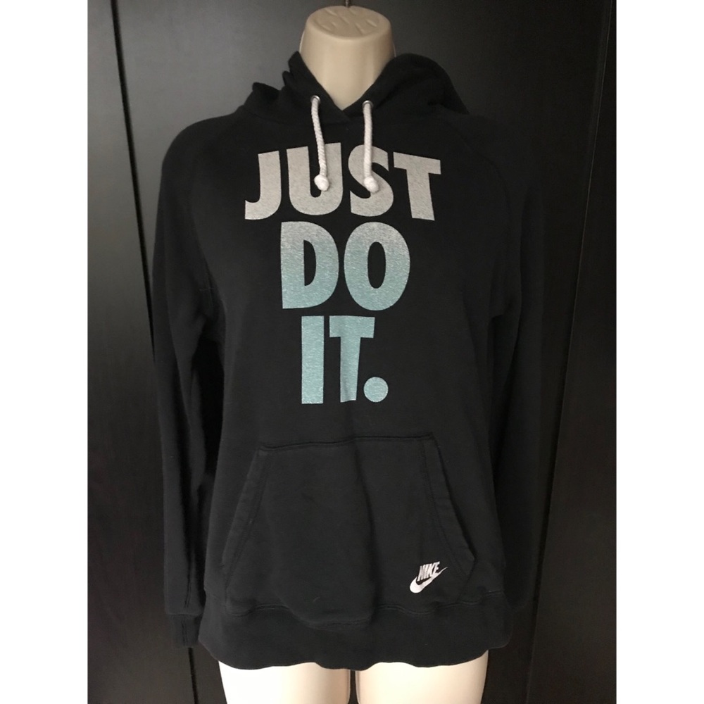 Nike sweatshirt